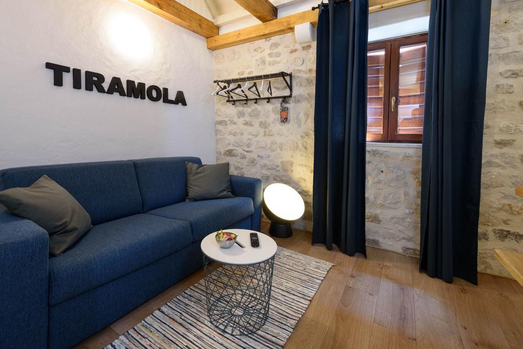 Apartments & Rooms Tiramola - Old Town Trogir Kültér fotó